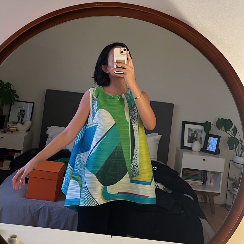 Pleats Please Issey Miyake